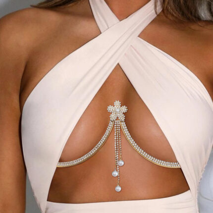 Collier de poitrine à pampille en diamant,