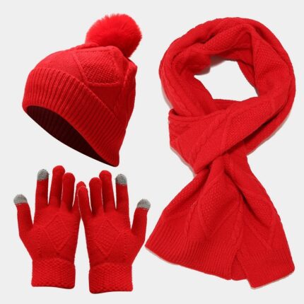 Ensemble trois pièces automne-hiver : bonnets, écharpes et gants